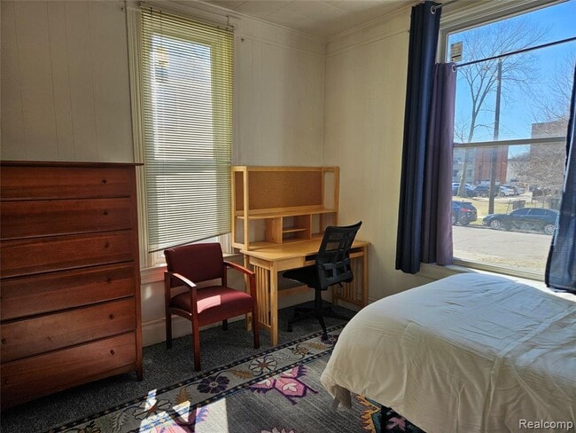 Building Photo - 921 Mary St