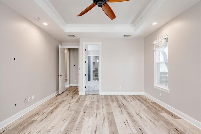 Building Photo - 12600 River Bend