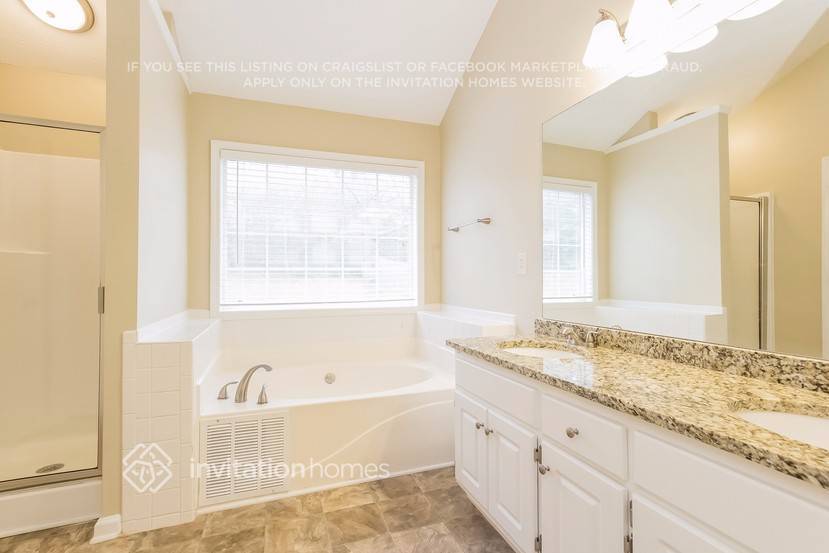 Building Photo - 2050 Deer Creek Trail