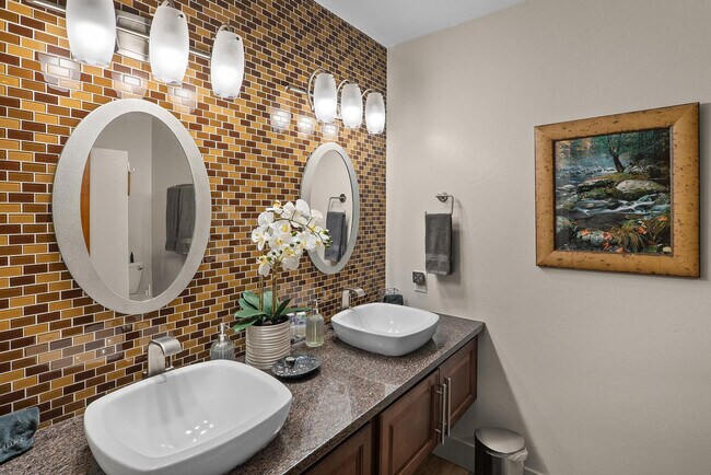 Building Photo - 55 Wild Horse Mesa Dr