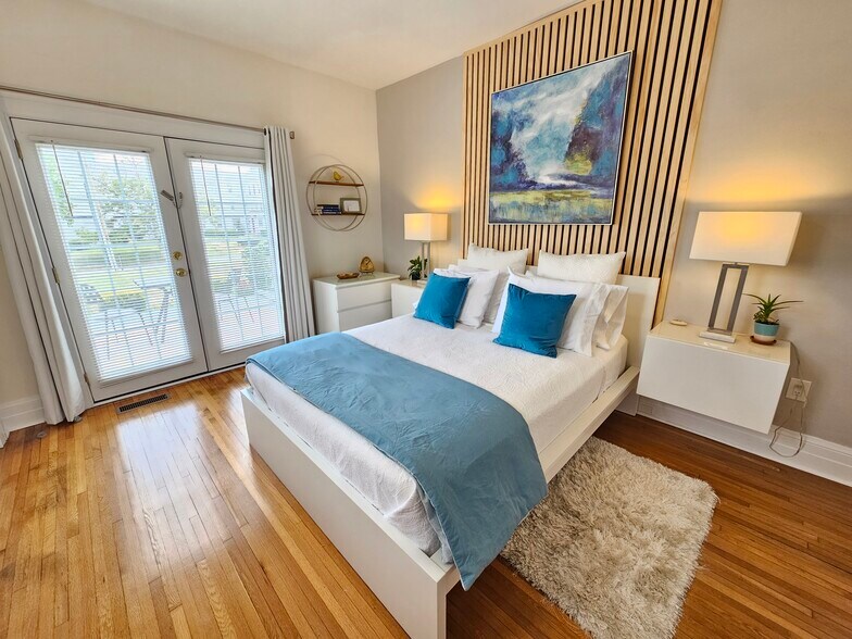 Large bedroom with private patio - Villa Forte
