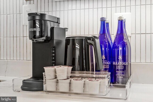 Building Photo - 2201 L St NW