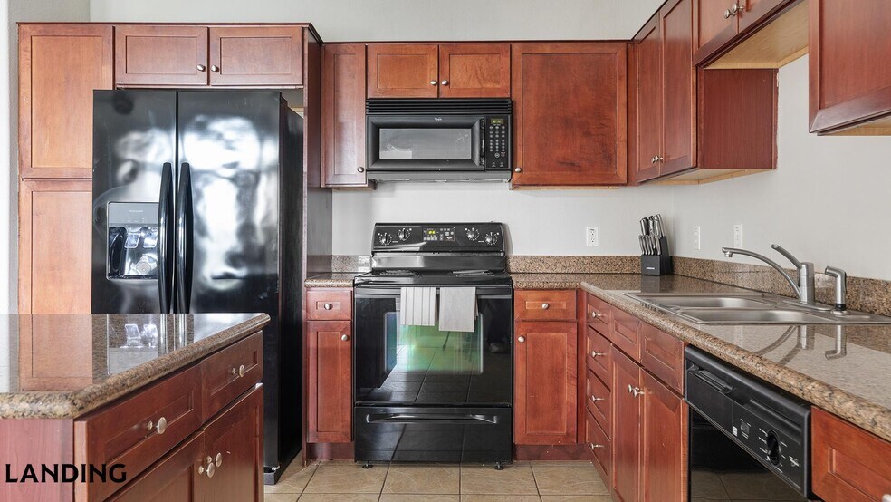 Building Photo - 6500 Champion Grandview Way