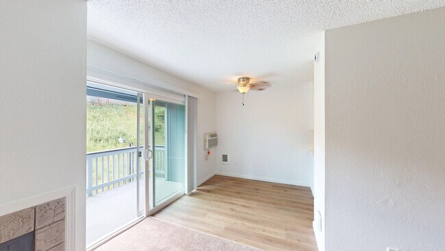 Building Photo - 541 Alameda del Prado