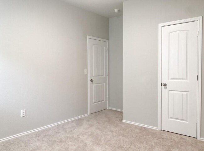 Building Photo - 12729 Brahmin Dr
