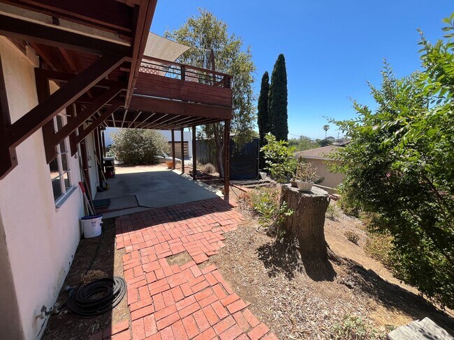 Building Photo - Charming Mission Hills Mid-Century Home wi...