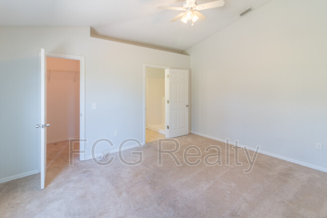 Building Photo - 529 Peace Dr