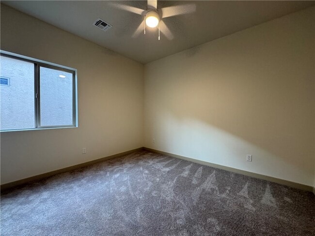 Building Photo - 1145 Pear Tree Ln