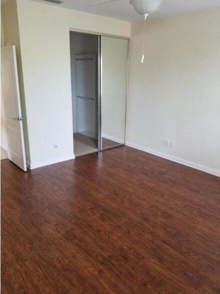 Building Photo - 156 Santa Barbara Way