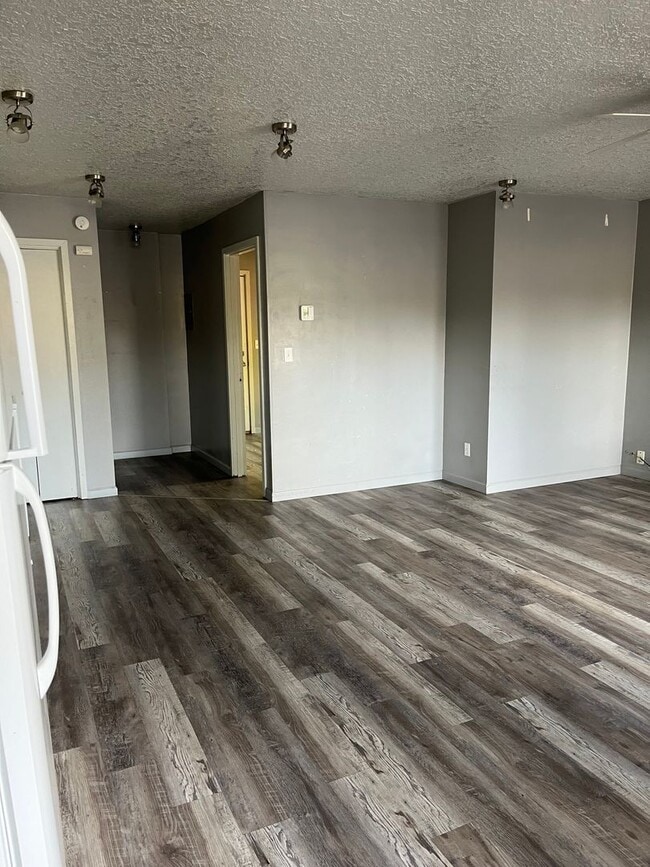 Building Photo - Cute 1 bed/1 bath home in Myrtle Creek.