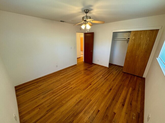 Building Photo - 1449 Gary Way
