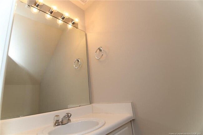 Building Photo - 5132 TwelvePole Dr