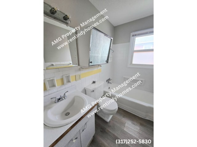 Building Photo - 6037 W 25th St