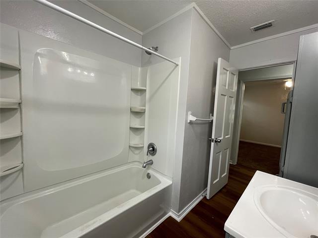 Building Photo - 5108 Tulane Ave