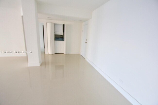 Building Photo - 2451 Brickell Ave