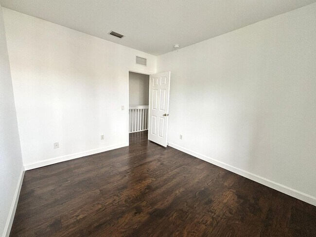 Building Photo - 15503 SW 40th St