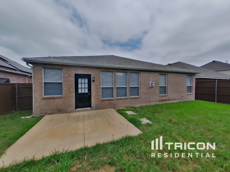 Building Photo - 10613 Lansdowne Ln