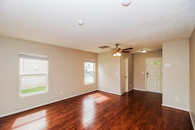 Building Photo - 1028 Kings Mountain Ln