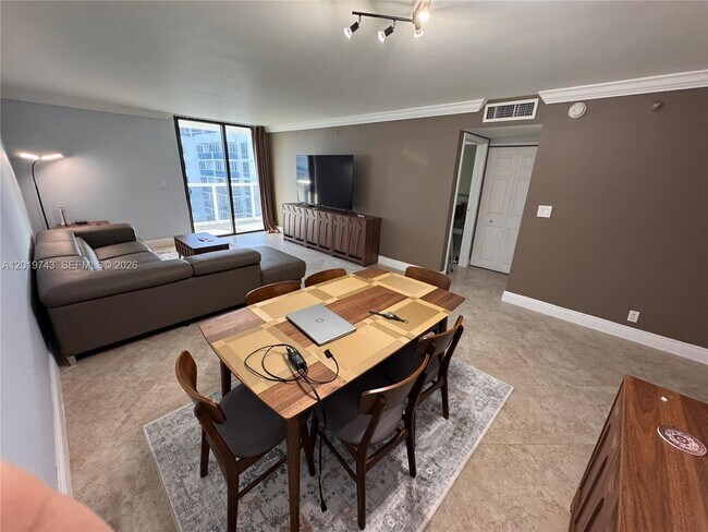 Building Photo - 2401 Collins Ave