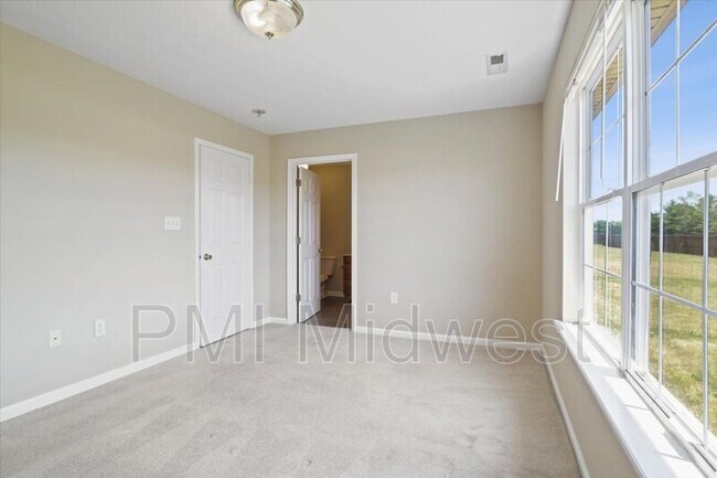 Building Photo - 1061 Wild Ivy Trail