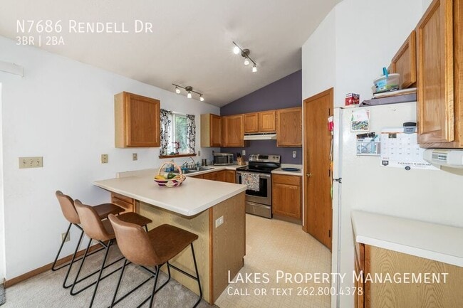 Building Photo - N7686 Rendell Dr