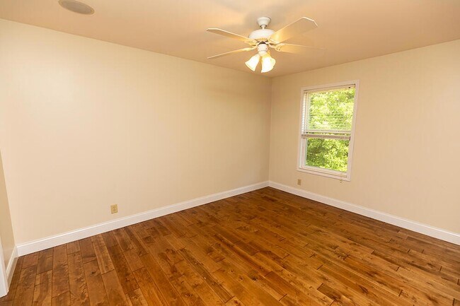 Building Photo - 2059 Arbor Springs Blvd