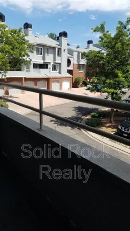 Building Photo - 3628 Iguana Dr