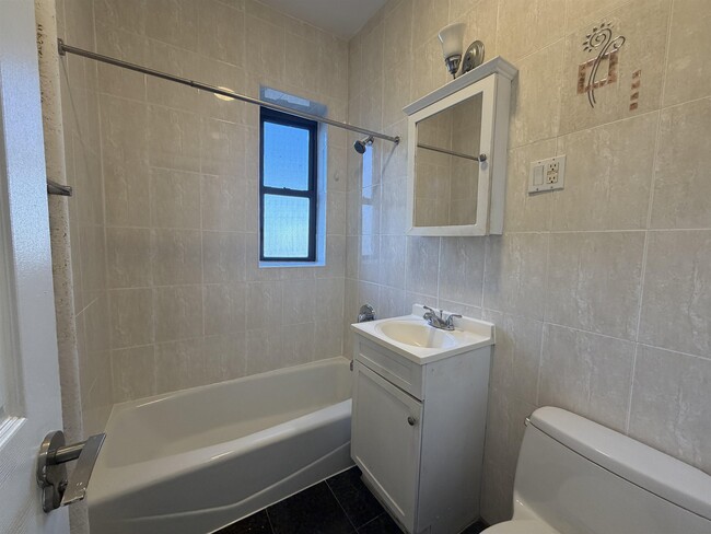 Building Photo - 57 Corbin Ave