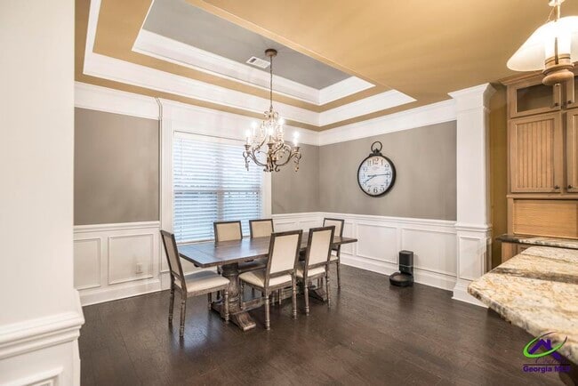 Building Photo - 107 Grand View Ave