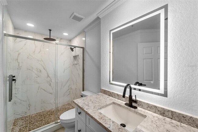 Building Photo - 700 S Harbour Island Blvd