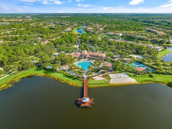 Building Photo - 631 Moondancer Ct