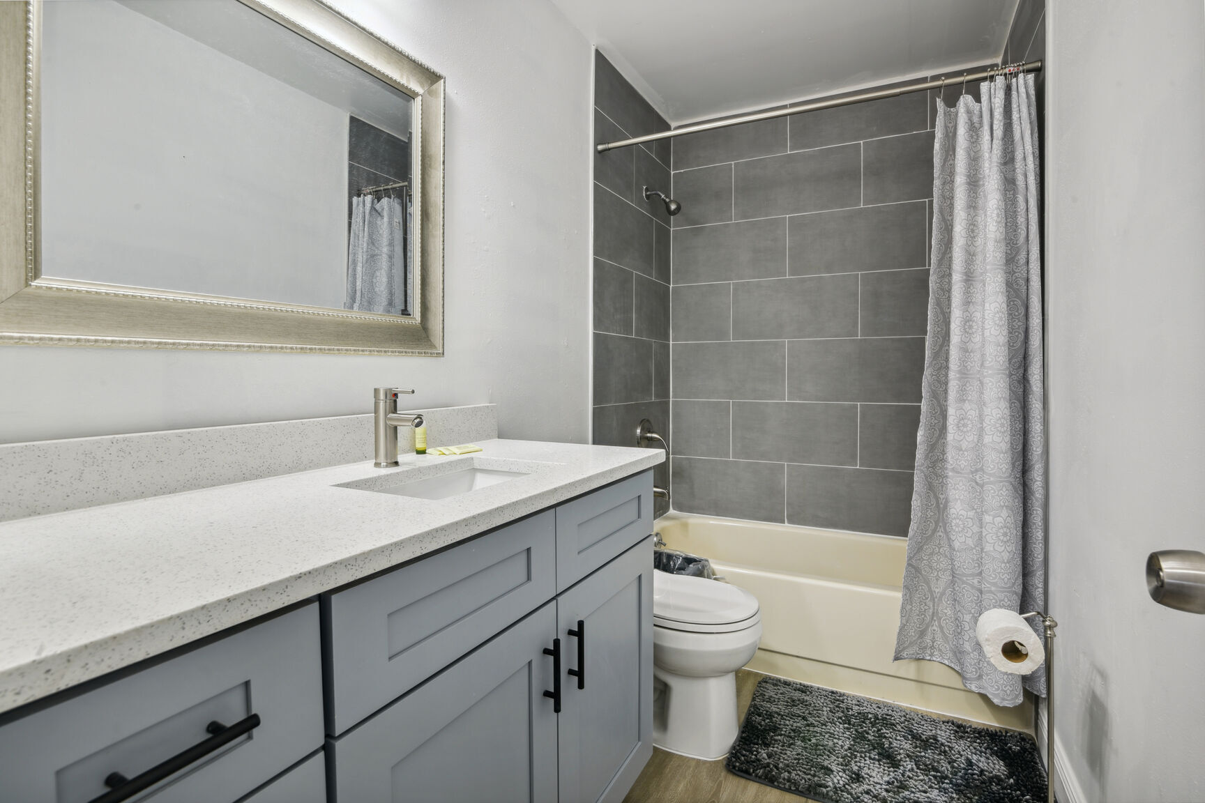 Building Photo - 811 W Magnolia St