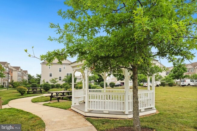 Building Photo - 44122 Turf Field Square