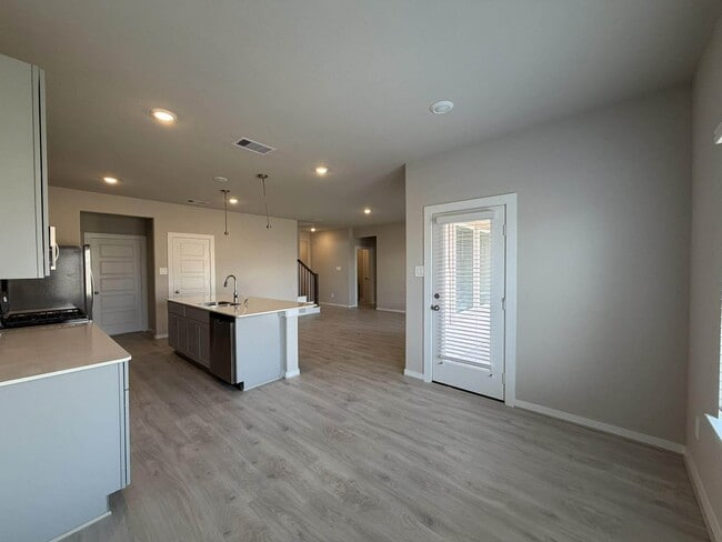 Building Photo - 2527 Gray Gale Ct