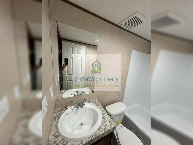 Building Photo - Newer Mobile Home for Rent in Kings Mountain