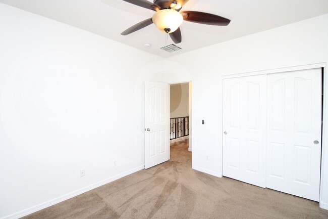 Building Photo - 3929 E Tonto Pl