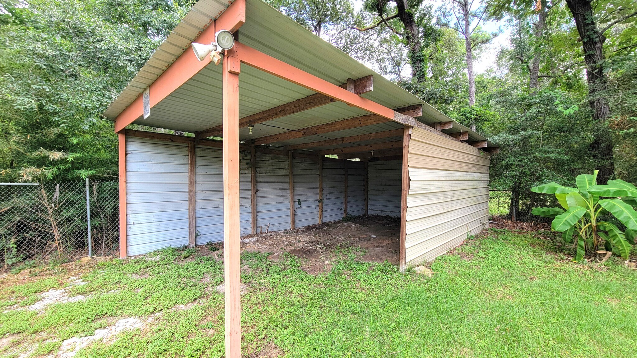 Building Photo - 2100 Hill Top Ct