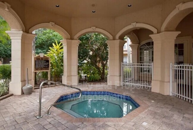 Building Photo - 832 Grand Regency Pointe