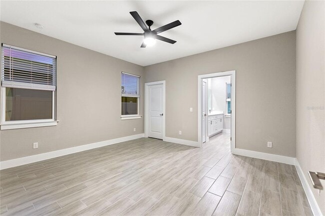 Building Photo - 330 Royal Palm Wy