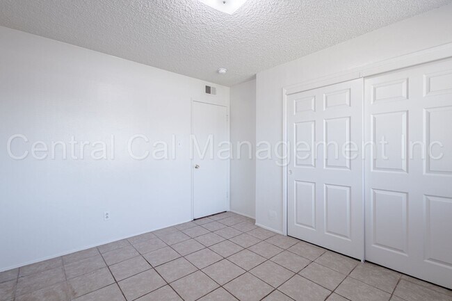 Building Photo - 6208 Stine Rd