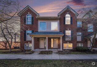 Building Photo - 3140 Promenade Cir