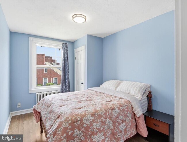 Building Photo - 3406 Erdman Ave