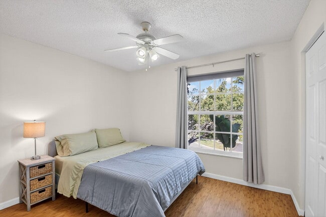 Building Photo - 5015 Palmbrooke Cir