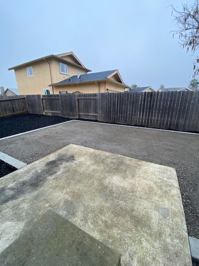 Building Photo - Fully Remodeled Single Story Spacious 3bed/2 bath home on corner lot in Suisun City!!!!