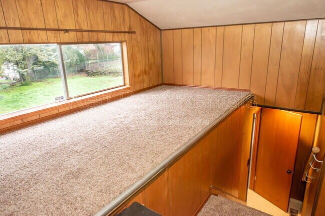 Building Photo - 6232 S Wapato St