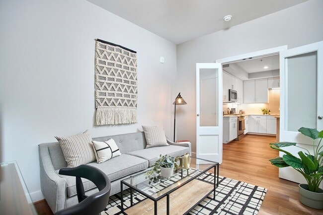 Building Photo - Condo in the Heart of Downtown Durham | Private Terrace + Amenities