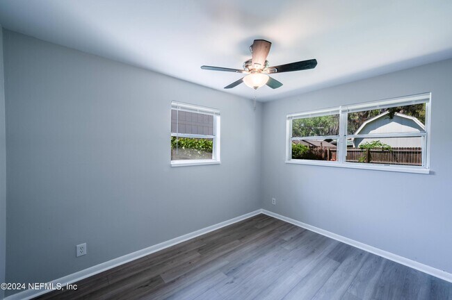 Building Photo - 1159 Green Cay Ave