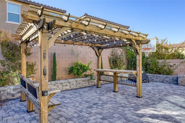 Building Photo - 9311 Polwarth Ct