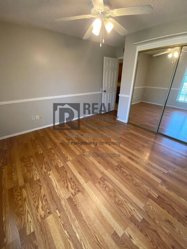 Building Photo - 7708 Okanagan Ct
