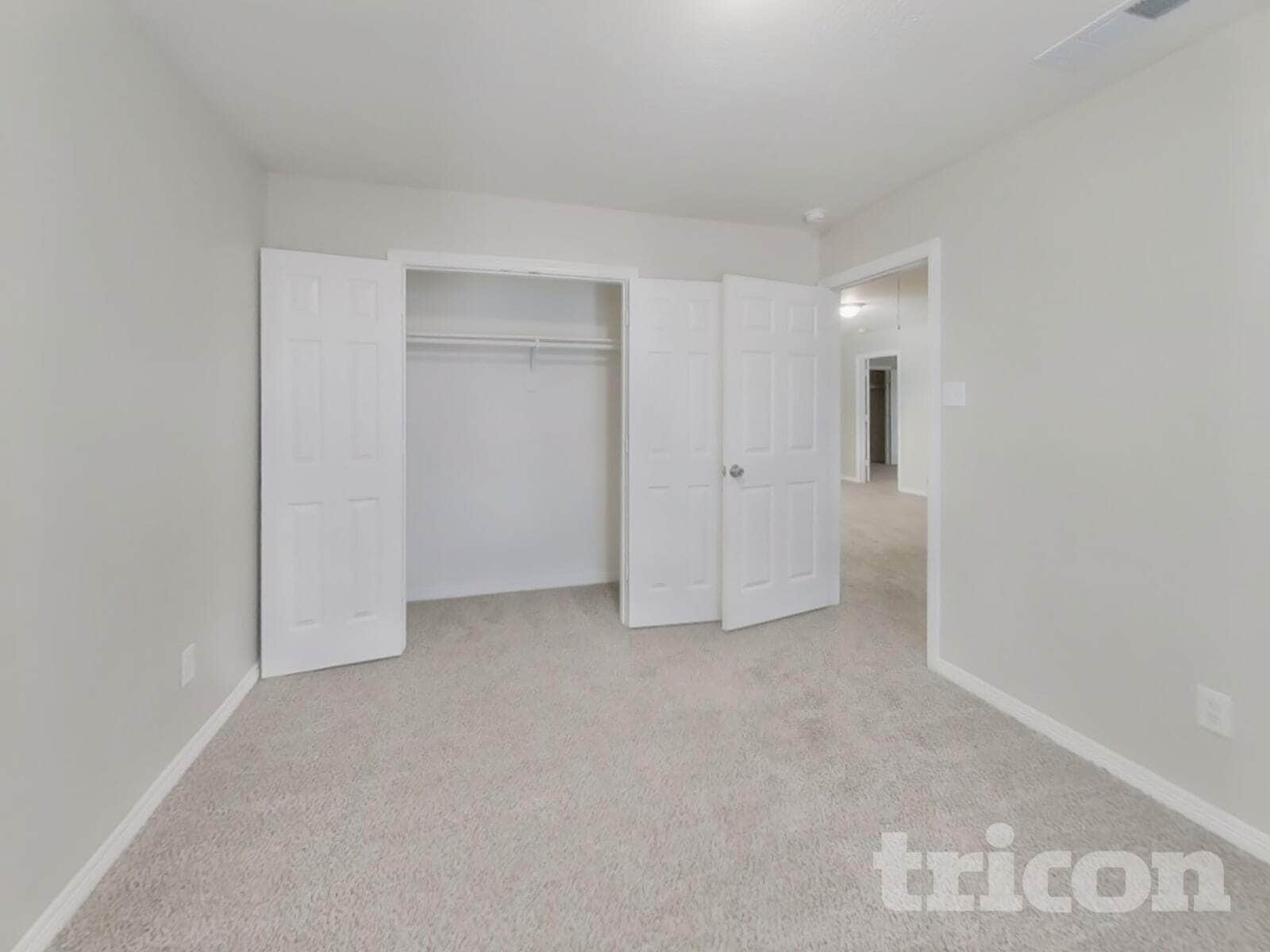 Building Photo - 21214 Peachvine Ln